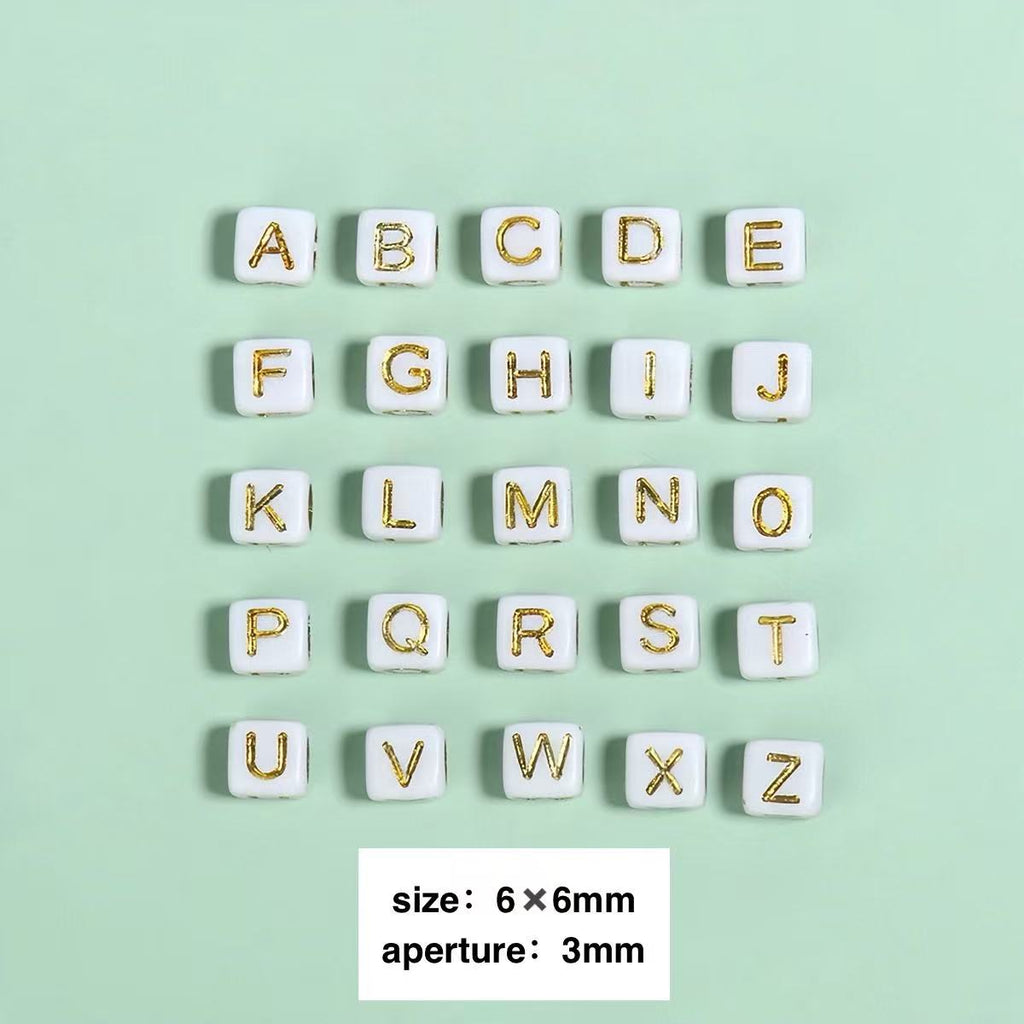 Lu 100Pcs Acrylic English letter beads A-Z