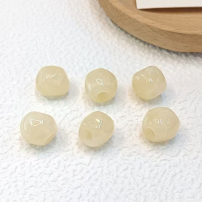 Lu 100pcs Acrylic Ice-Transparent Irregular Beads